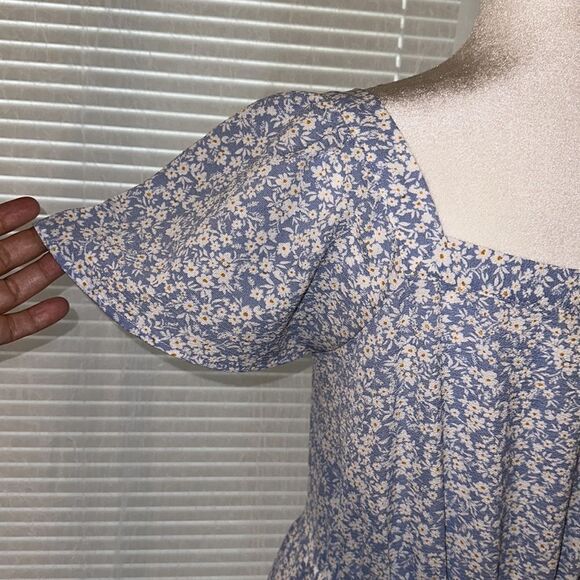 monteau S Blue White Gold Ditsy Floral Flutter Short Sleeve Tiered Midi Dress - Picture 8 of 12